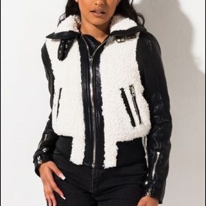 BlankNYC Faux Leather & Fleece Bomber Jacket ✨